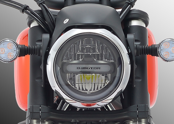 QJMOTOR SRV 300 ST led
