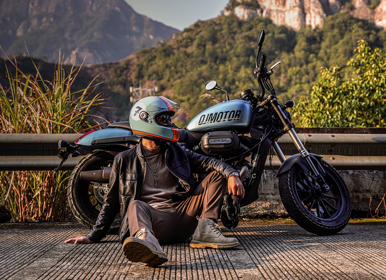 QJMOTOR SRV 300