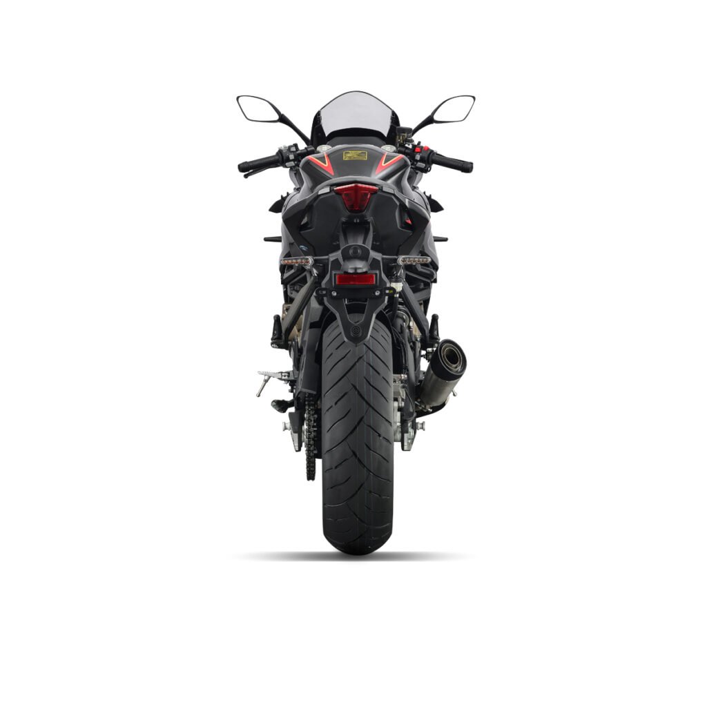 QJMOTOR SRK 600 RC atrás 1200X1200 (1)