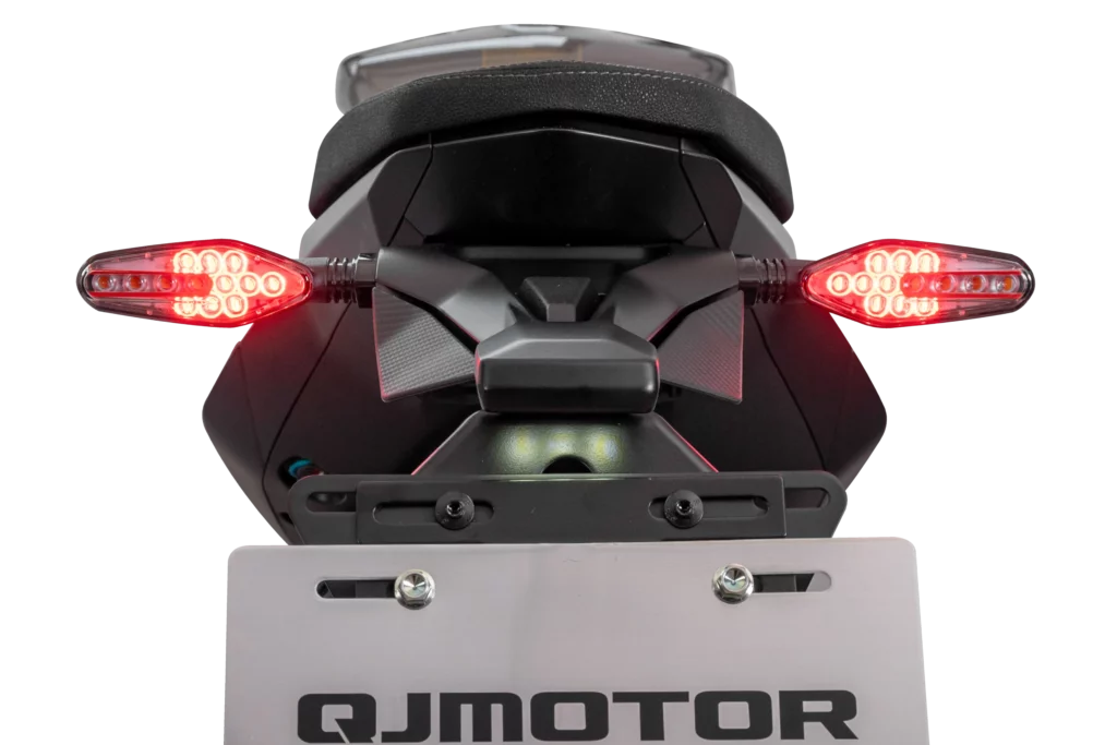 QJMOTOR 6. Stop copia 2