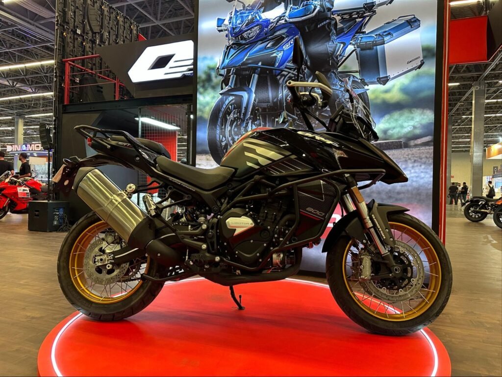 QJMOTOR QJMOTOR Conquista Expo Moto Guadalajara 2025: Un Hito de Innovación y Pasión sobre Dos Ruedas