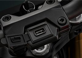 ENTRADA USB EN LA SRK 300 S