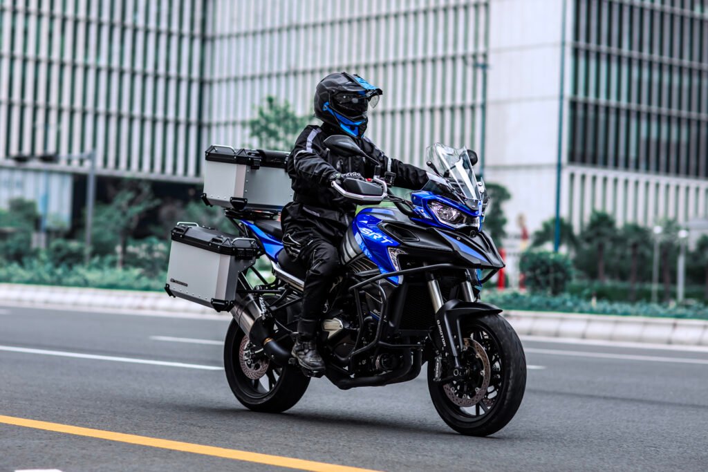 QJMOTOR 5DHS8895